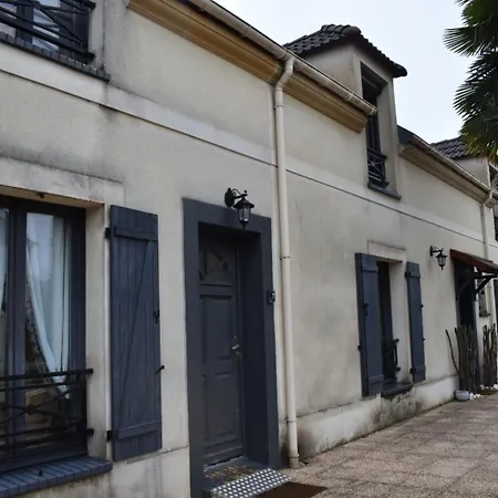 Lorely Homes - Disneyland 14 Min - Free Parking Hébergement de vacances *